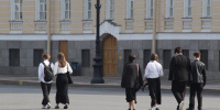 С июля в России введен ГОСТ на школьную форму